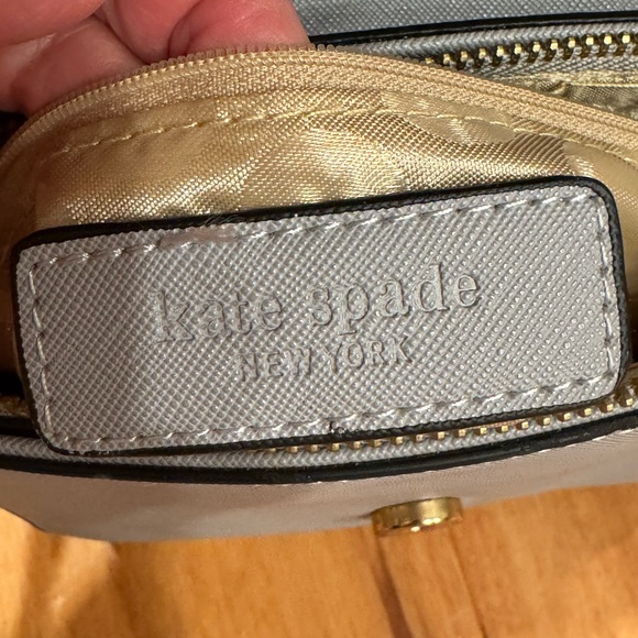Kate Spade Crossbody purse - Picture 9 of 10